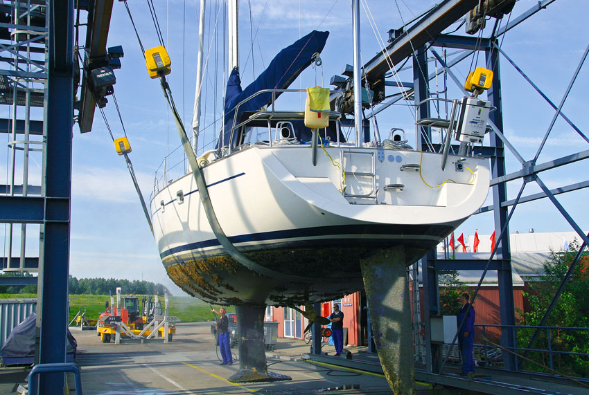 Winterberging bij Flevo Marina
Laat uw boot veilig overwinteren in één van onze hallen of op de wal.