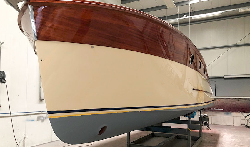 Yachtservice en Refit Flevo Marina onderhoud romp