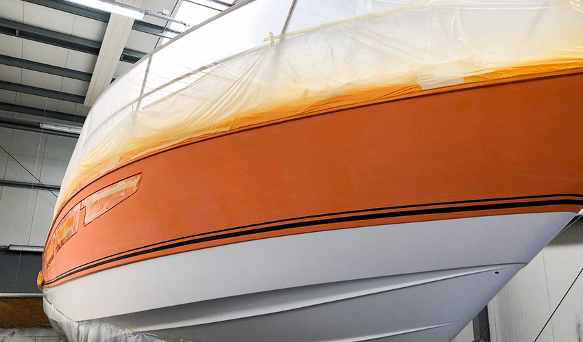 Yachtservice en Refit Flevo Marina refit Veuve Clicquot